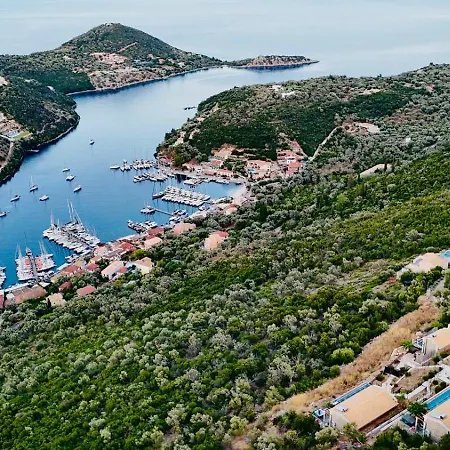 Lefkas Eagle Villa *